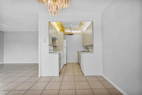 2038 Newport H Deerfield Beach FL 33442