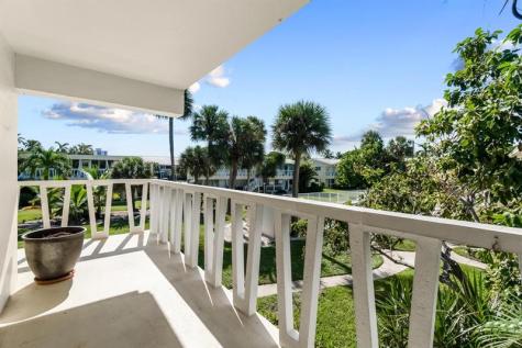 2755 NE 28th Avenue Lighthouse Point FL 33064