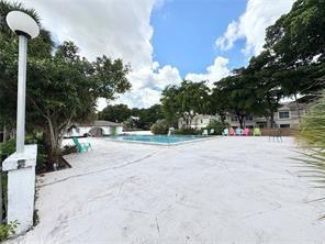 2810 Riverside Drive Coral Springs FL 33065