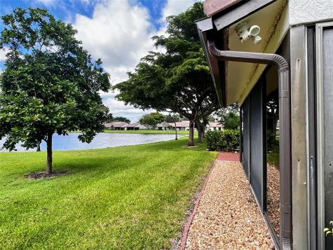 5667 Parkwalk Circle E Boynton Beach FL 33472