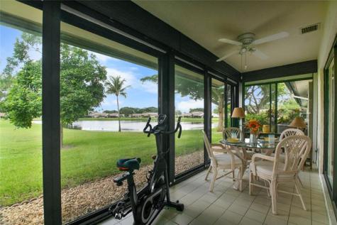 5667 Parkwalk Circle E Boynton Beach FL 33472