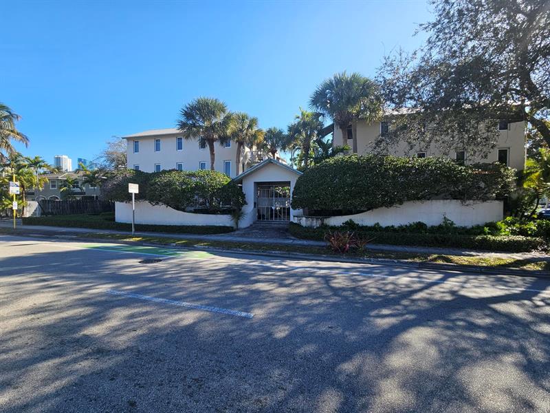 812 SW 4th Avenue Fort Lauderdale FL 33315