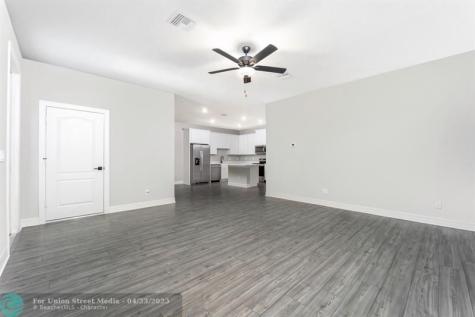 5407 Gladness Court Fort Pierce FL 34947