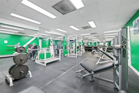 2559 NW 42nd Avenue Coconut Creek FL 33066