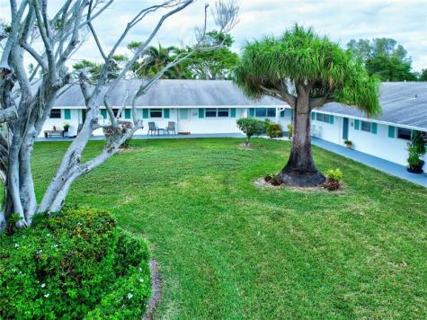 400 SW Golfview Terrace Boynton Beach FL 33426