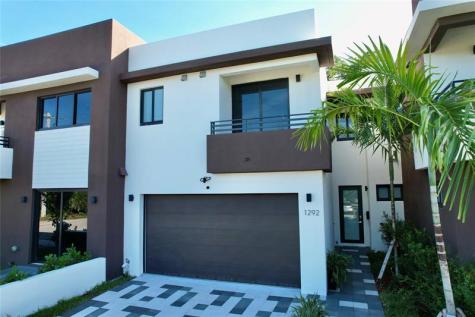 1292 NE 35th Street Oakland Park FL 33334