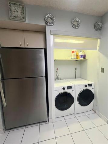 2802 N 46th Avenue Hollywood FL 33021