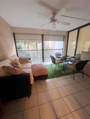 2802 N 46th Avenue Hollywood FL 33021