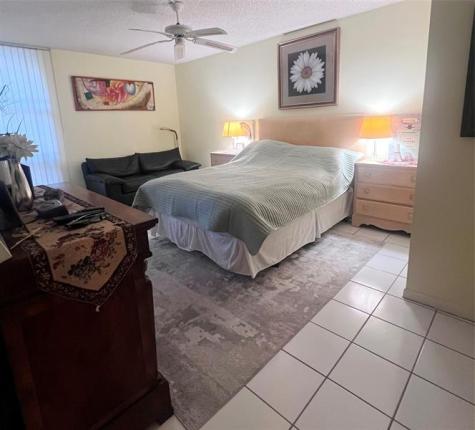 2802 N 46th Avenue Hollywood FL 33021