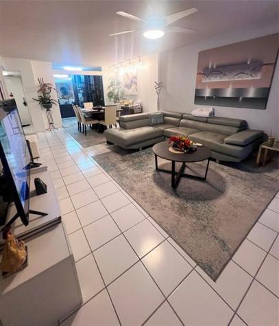 2802 N 46th Avenue Hollywood FL 33021