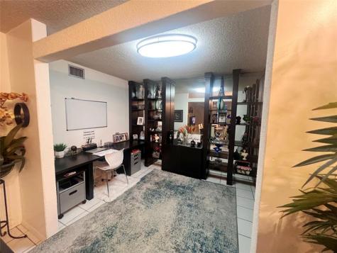 2802 N 46th Avenue Hollywood FL 33021