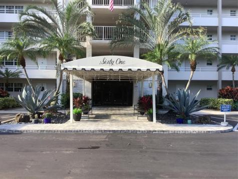 575 Oaks Lane Pompano Beach FL 33069