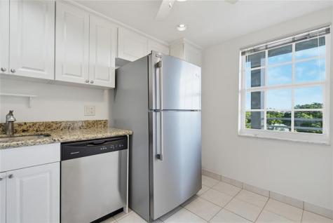 575 Oaks Lane Pompano Beach FL 33069