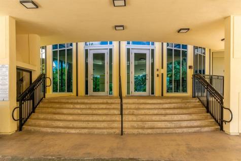 2501 S Ocean Drive Hollywood FL 33019
