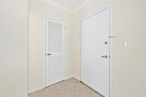 2501 S Ocean Drive Hollywood FL 33019