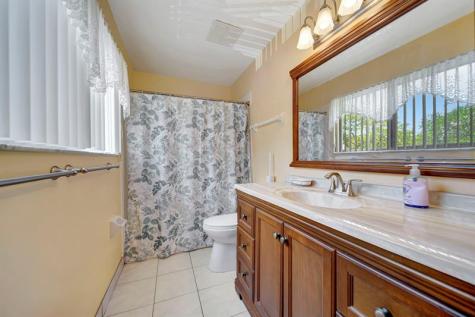 3461 NW 44th Street Lauderdale Lakes FL 33309