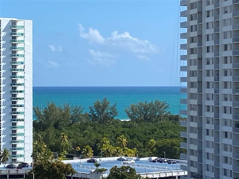 400 Kings Point Drive Sunny Isles Beach FL 33160