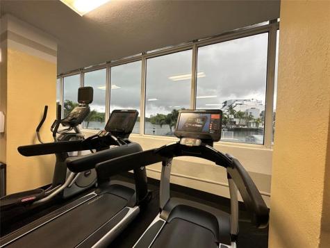 400 Kings Point Drive Sunny Isles Beach FL 33160