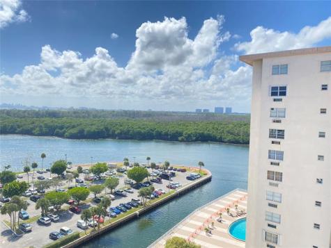 400 Kings Point Drive Sunny Isles Beach FL 33160