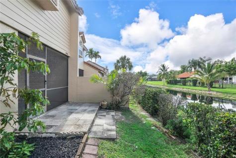 10856 Cypress Glen Drive Coral Springs FL 33071