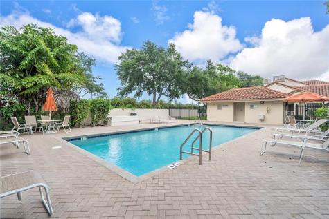 10856 Cypress Glen Drive Coral Springs FL 33071