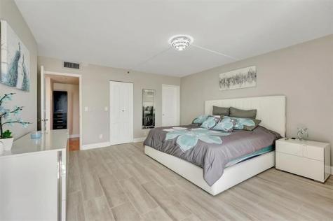 2200 S Cypress Bend Drive Pompano Beach FL 33069