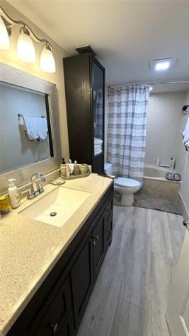 2200 S Cypress Bend Drive Pompano Beach FL 33069