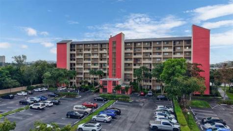 2200 S Cypress Bend Drive Pompano Beach FL 33069