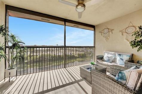 2200 S Cypress Bend Drive Pompano Beach FL 33069