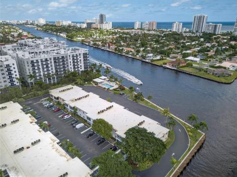 6521 Bay Club Drive Fort Lauderdale FL 33308