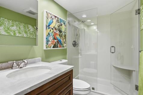 3850 Oaks Clubhouse Drive Pompano Beach FL 33069