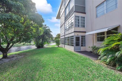 2900 NW 47th Terrace Lauderdale Lakes FL 33313