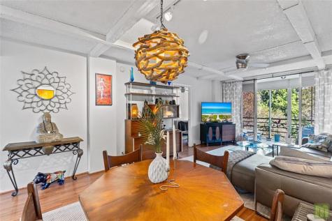 105 Royal Park Drive Oakland Park FL 33309