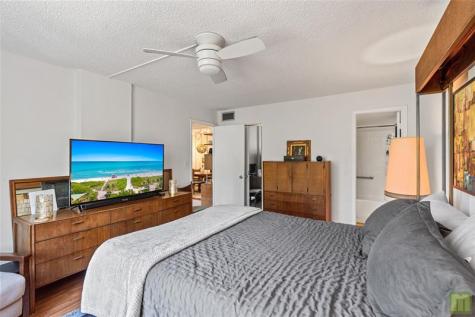 105 Royal Park Drive Oakland Park FL 33309