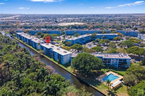 105 Royal Park Drive Oakland Park FL 33309