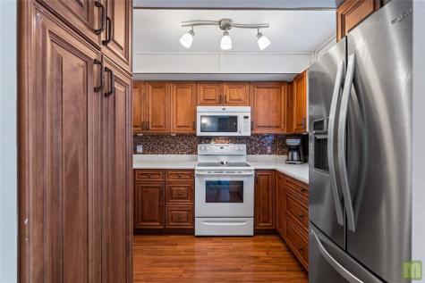 105 Royal Park Drive Oakland Park FL 33309