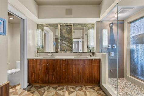 411 N New River Drive Fort Lauderdale FL 33301
