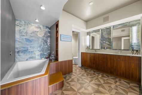 411 N New River Drive Fort Lauderdale FL 33301