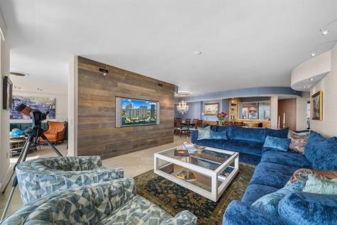 411 N New River Drive Fort Lauderdale FL 33301