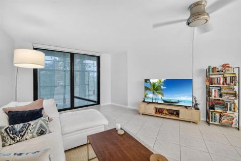 3900 N Hills Drive Hollywood FL 33021