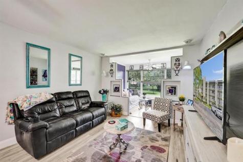 9480 Poinciana Place Davie FL 33324