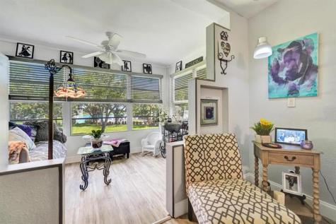 9480 Poinciana Place Davie FL 33324