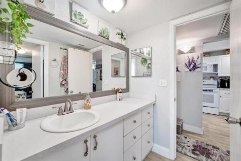 9480 Poinciana Place Davie FL 33324