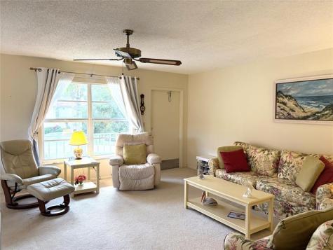 73 Royal Oak Court Vero Beach FL 32962