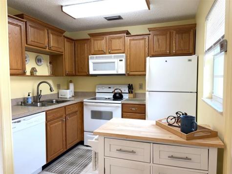 73 Royal Oak Court Vero Beach FL 32962