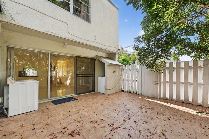 3007 NW 5th Terrace Pompano Beach FL 33064