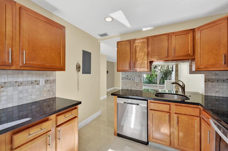 3007 NW 5th Terrace Pompano Beach FL 33064