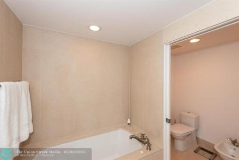 6899 Collins Avenue Miami Beach FL 33141