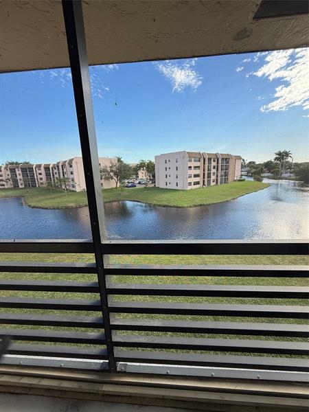 10442 Sunrise Lakes Boulevard Sunrise FL 33322