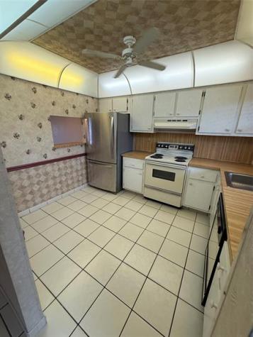 10442 Sunrise Lakes Boulevard Sunrise FL 33322